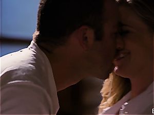 Mona Wales has a romantic love session with her wonderful stud